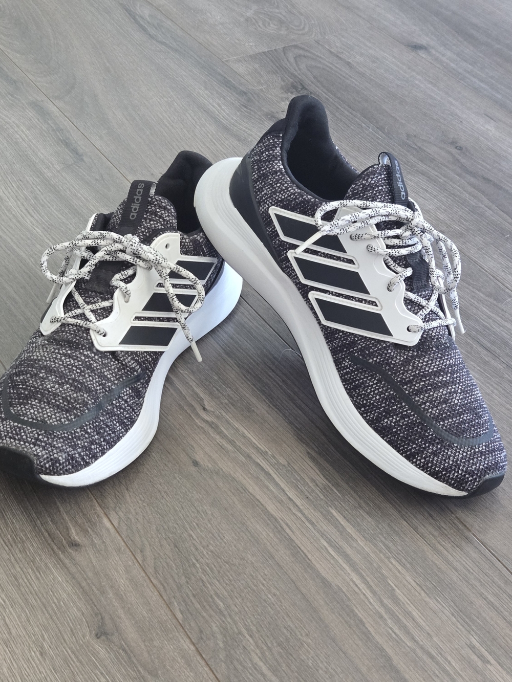 Adidas Men's Energy Falcon Running Athletic Shoes Black White Size 9.5.